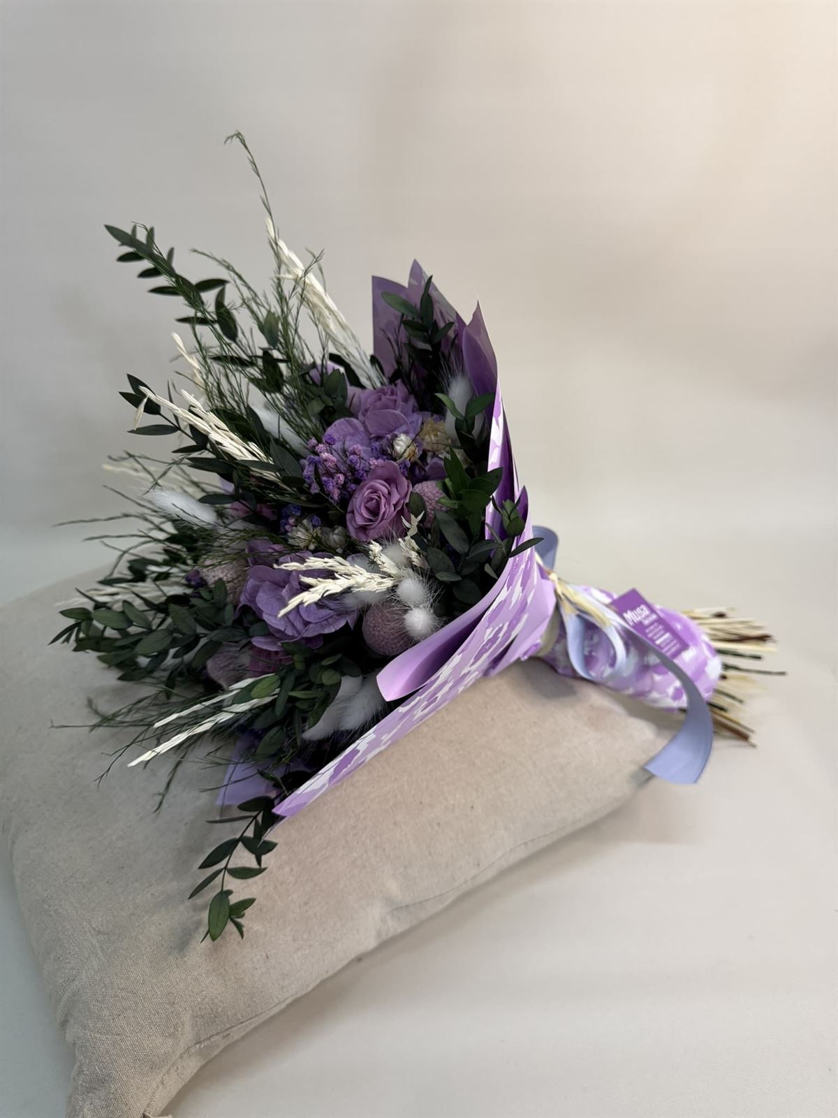 Ramo en tonos lilas - Imagen 2