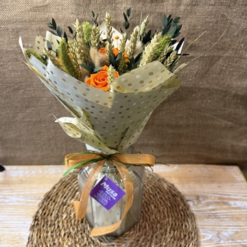 Ramo en tonos naranjas con jarrón - Imagen 1