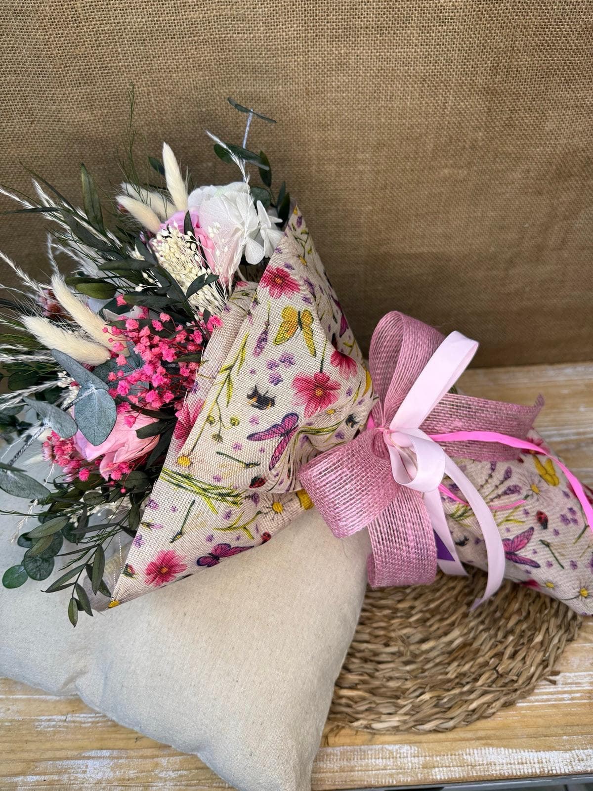 Ramo en tonos rosa - Imagen 6