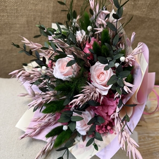 Ramo en tonos rosa - Imagen 1