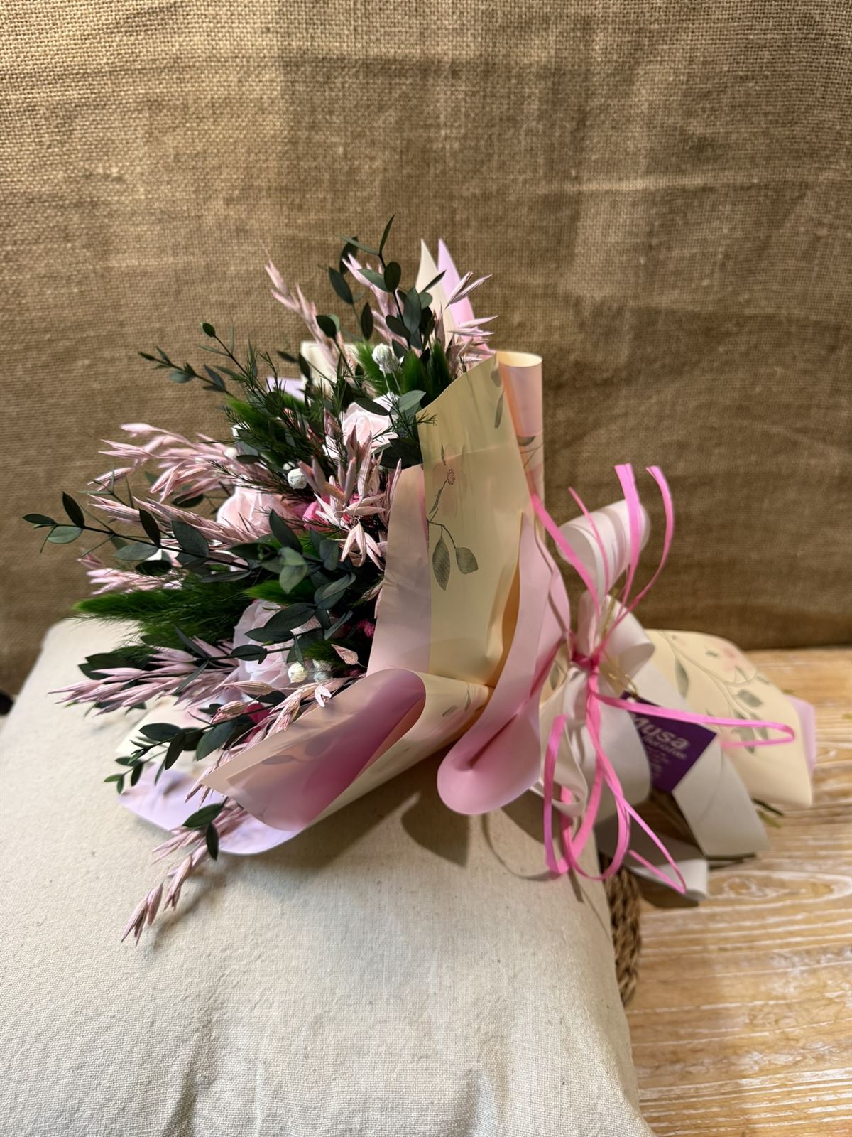 Ramo en tonos rosa - Imagen 4