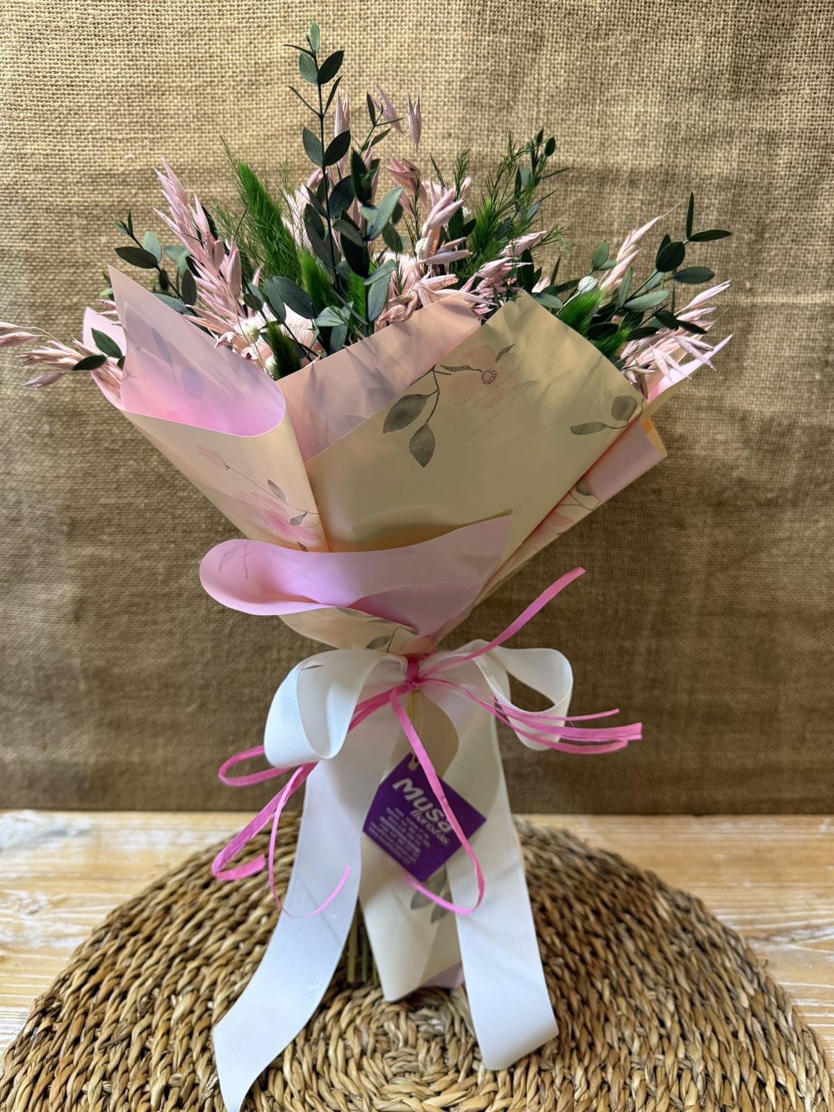 Ramo en tonos rosa - Imagen 6