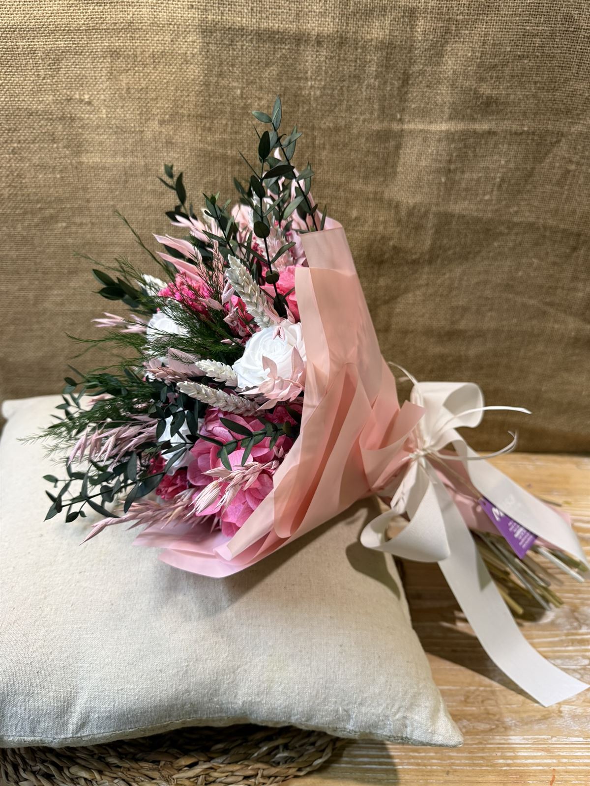 Ramo en tonos rosa - Imagen 1