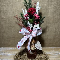 Ramo rojo en jarrón - Imagen 1