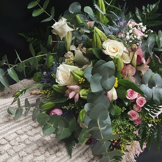 Ramo variado en distintas tonalidades - Imagen 1